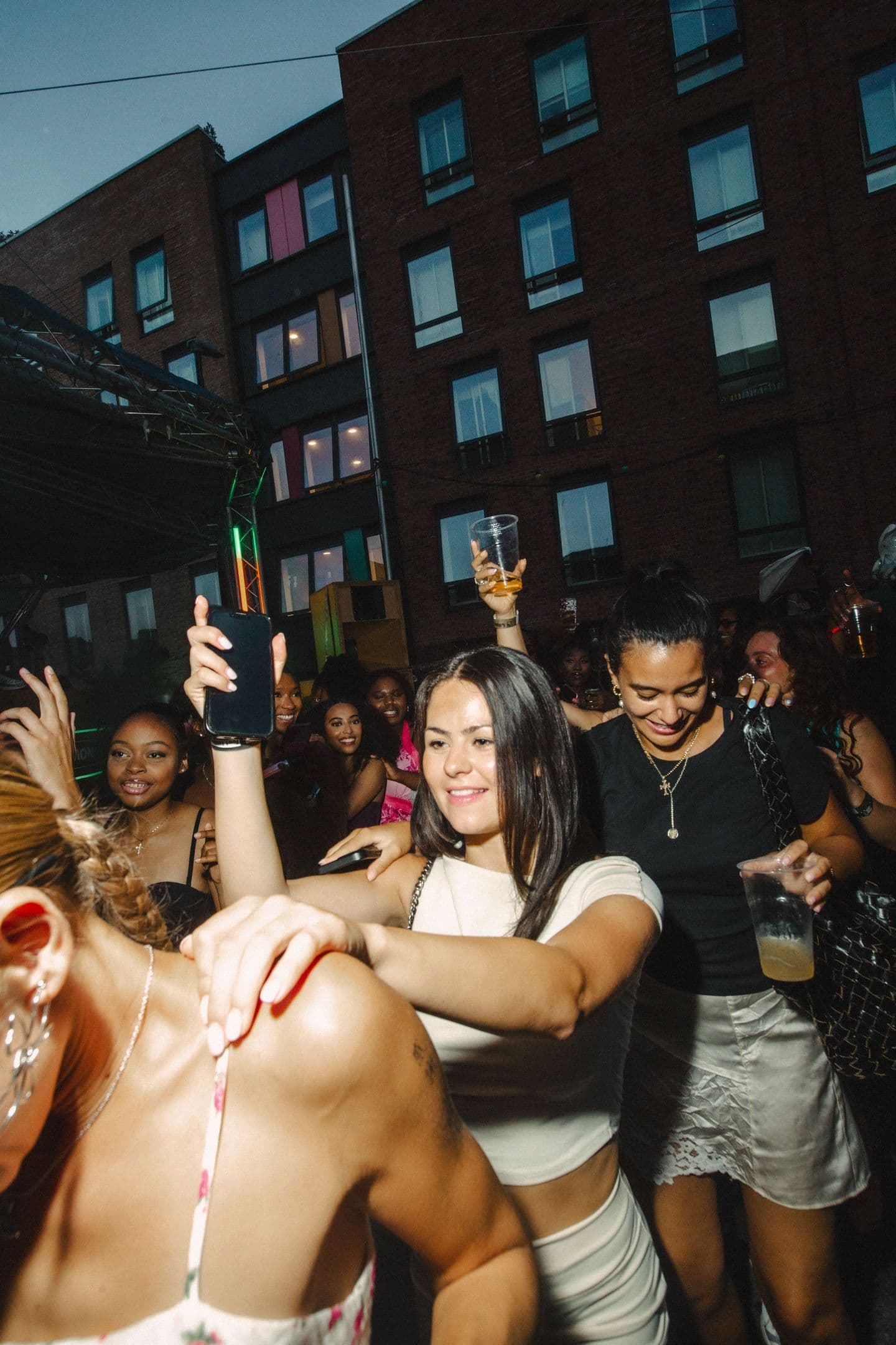 Foot Locker & Salomon Presents: Reload Sound & Friends 002... Izzy Bossy, Reload Sound, DJ Eazy, Khiah Lou, SIO