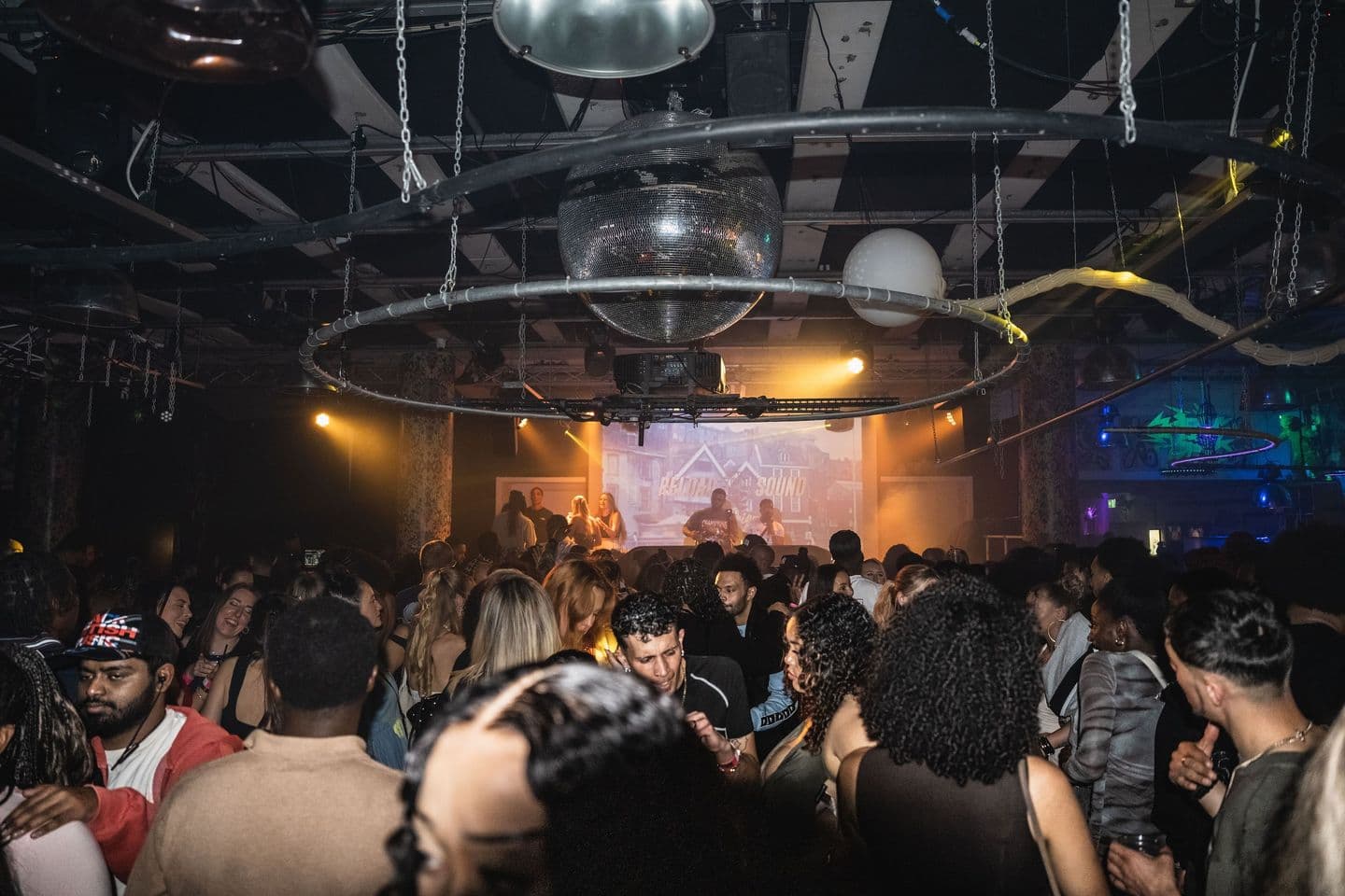 Reload Sound & Friends 001 - RELOAD SOUND, DONCH, PARISMATIQ, DJ EAZY, MERCE JADE