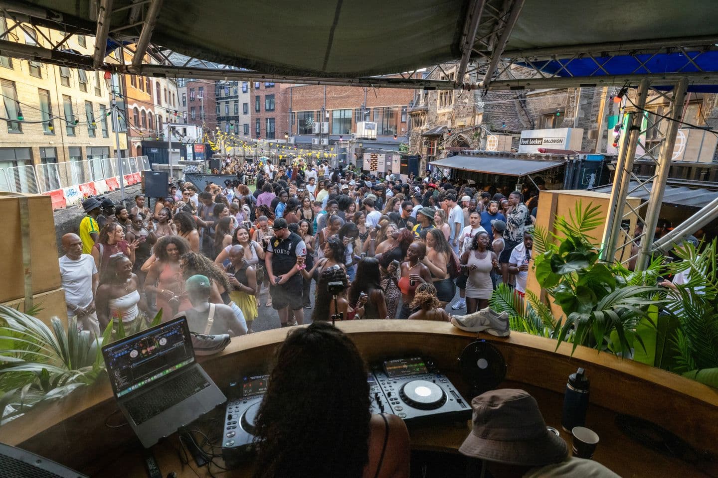 Foot Locker & Salomon Presents: Reload Sound & Friends 002... Izzy Bossy, Reload Sound, DJ Eazy, Khiah Lou, SIO